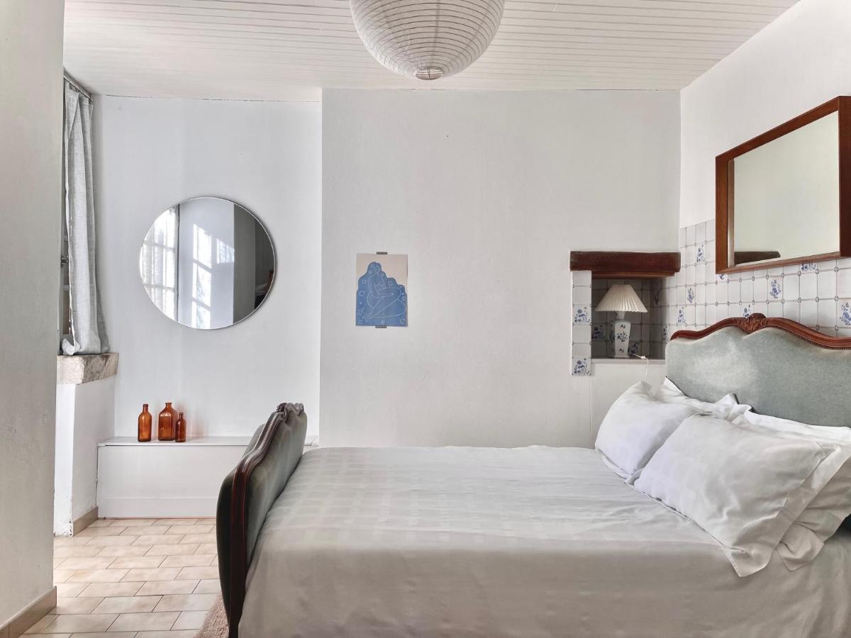 Stylish One Bedroom Apartment In A Lovely Village Saint-Vincent-Rive-d'Olt Bagian luar foto